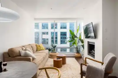 2704 1111 ALBERNI STREET, Vancouver BC V6E 4V2