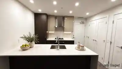 309 477 W 59TH AVENUE, Vancouver BC V5X 1X4