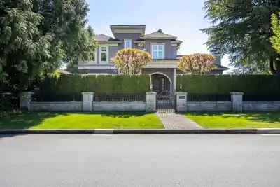 738 W 54TH AVENUE, Vancouver BC V6P 1M4