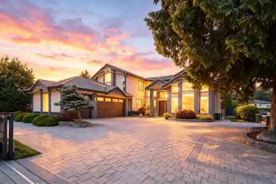 4451 GRANVILLE AVENUE, Richmond BC V7C 1E2