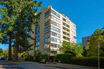 802 1412 ESQUIMALT AVENUE, West Vancouver BC V7T 1K7