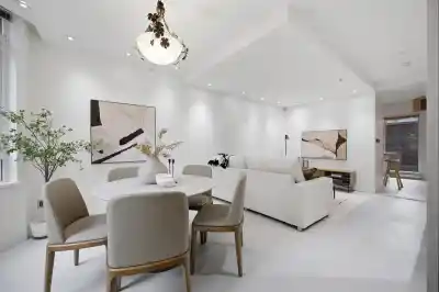 1182 RICHARDS STREET, Vancouver BC V6B 3E6