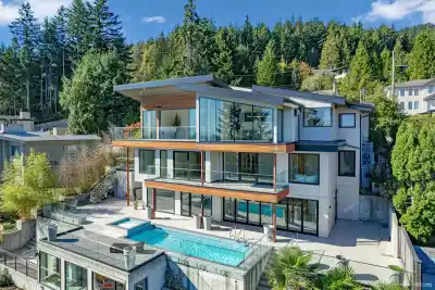 535 CRAIGMOHR DRIVE, West Vancouver BC V7S 1W8