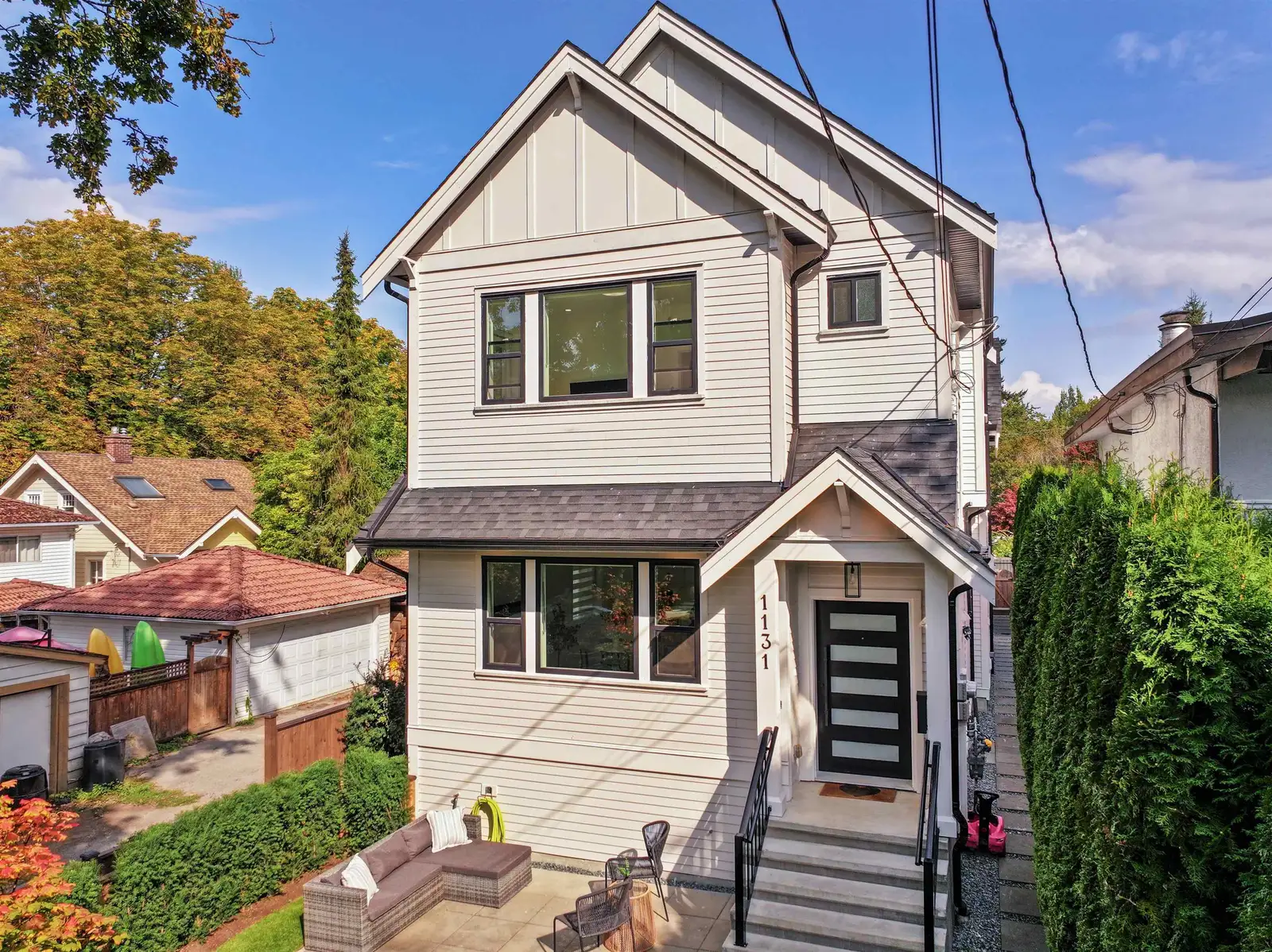 1131 E 23RD AVENUE, Vancouver BC V5V 1Y8