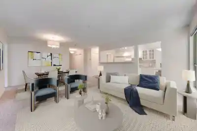 312 3658 BANFF COURT, North Vancouver BC V7H 2Z9
