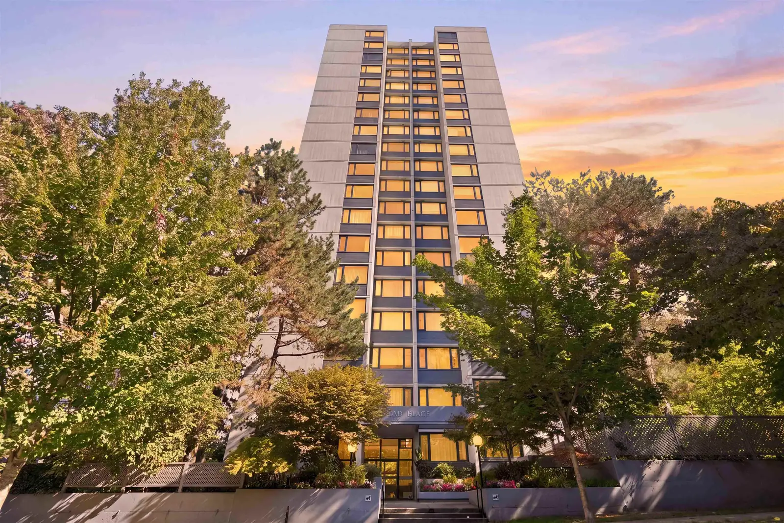 605 1725 PENDRELL STREET, Vancouver BC V6G 2X7