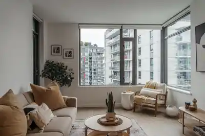 1009 1688 PULLMAN PORTER STREET, Vancouver BC V6A 0H4