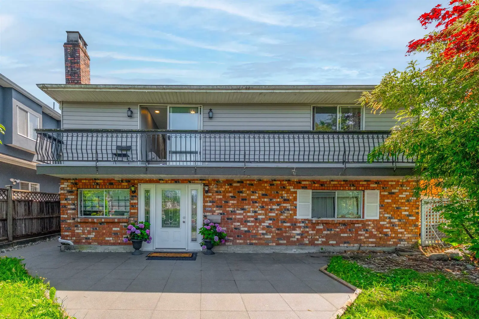 3305 WORTHINGTON DRIVE, Vancouver BC V5M 3X2