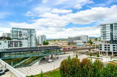 895 8671 HAZELBRIDGE WAY, Richmond BC V6X 0W9