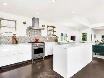 1348 ENDERBY AVENUE, Delta BC V4L 1S3