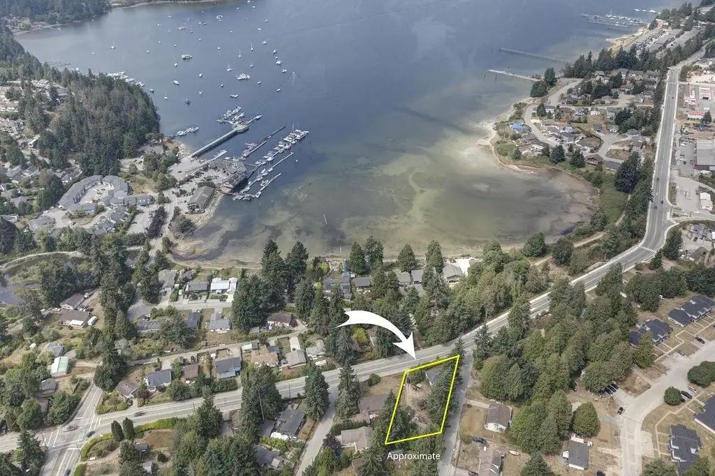 5724 PORPOISE BAY ROAD, Sechelt BC V0N 3A3