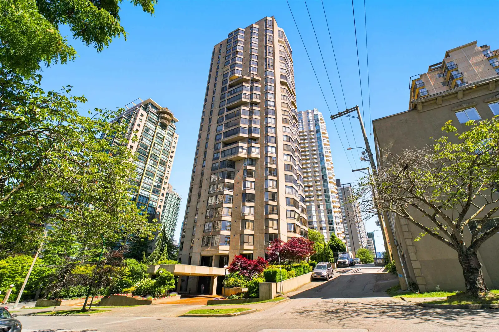 1601 738 BROUGHTON STREET, Vancouver BC V6G 3A7