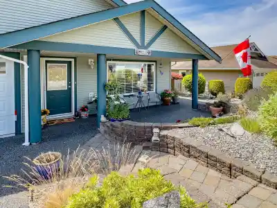 5692 EMILY WAY, Sechelt BC V7Z 0N5