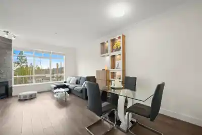 317 630 ROCHE POINT DRIVE, North Vancouver BC V7H 3A1