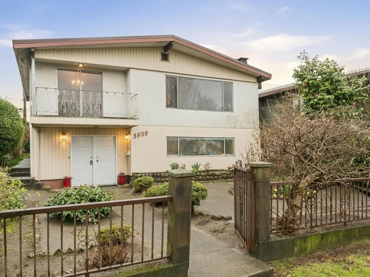 3939 BOUNDARY ROAD, Vancouver BC V5R 2M4