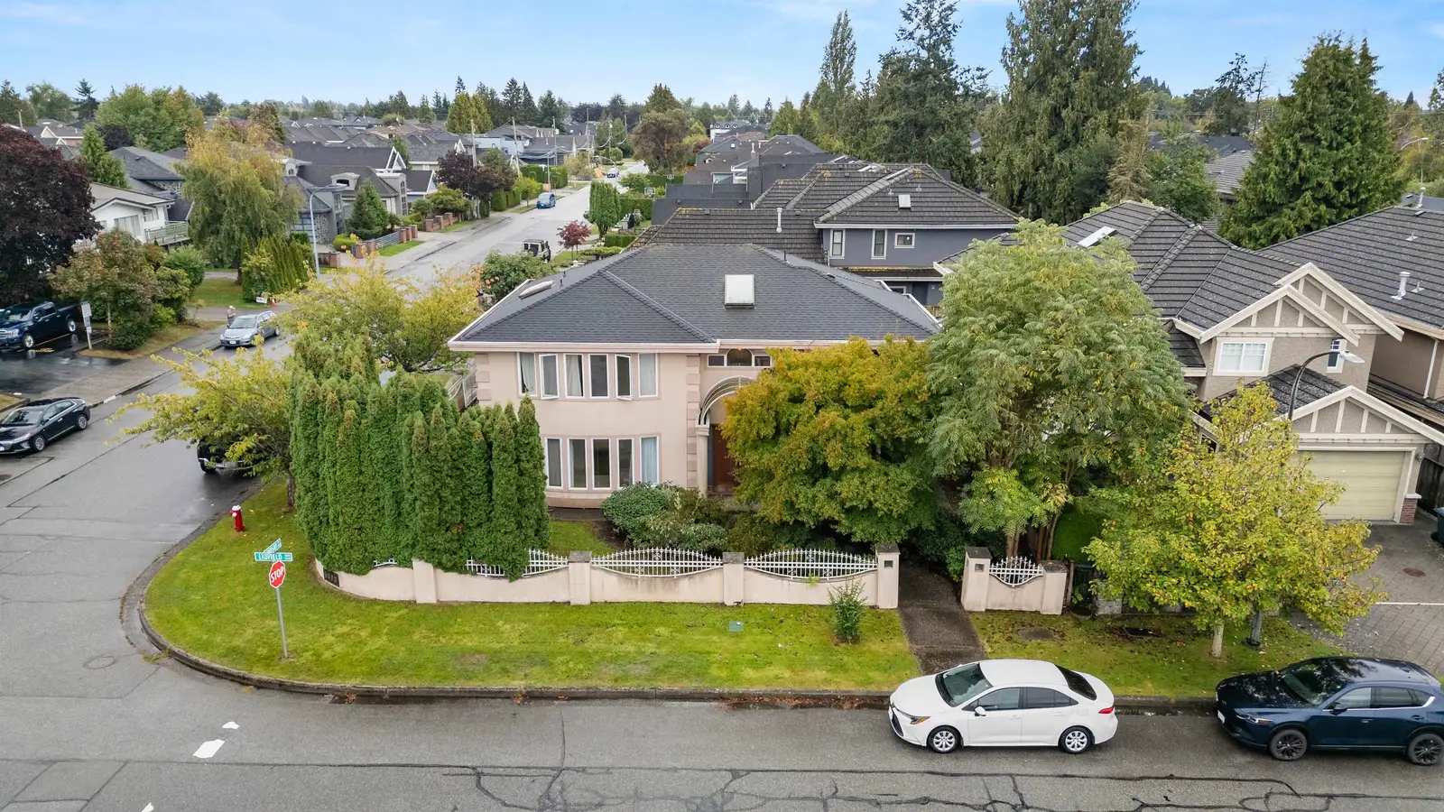5080 LINFIELD GATE, Richmond BC V7C 4L4