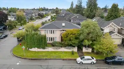 5080 LINFIELD GATE, Richmond BC V7C 4L4