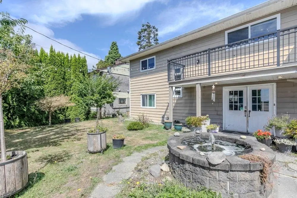 17091 WESTMINSTER HIGHWAY, Richmond BC V6V 1A9
