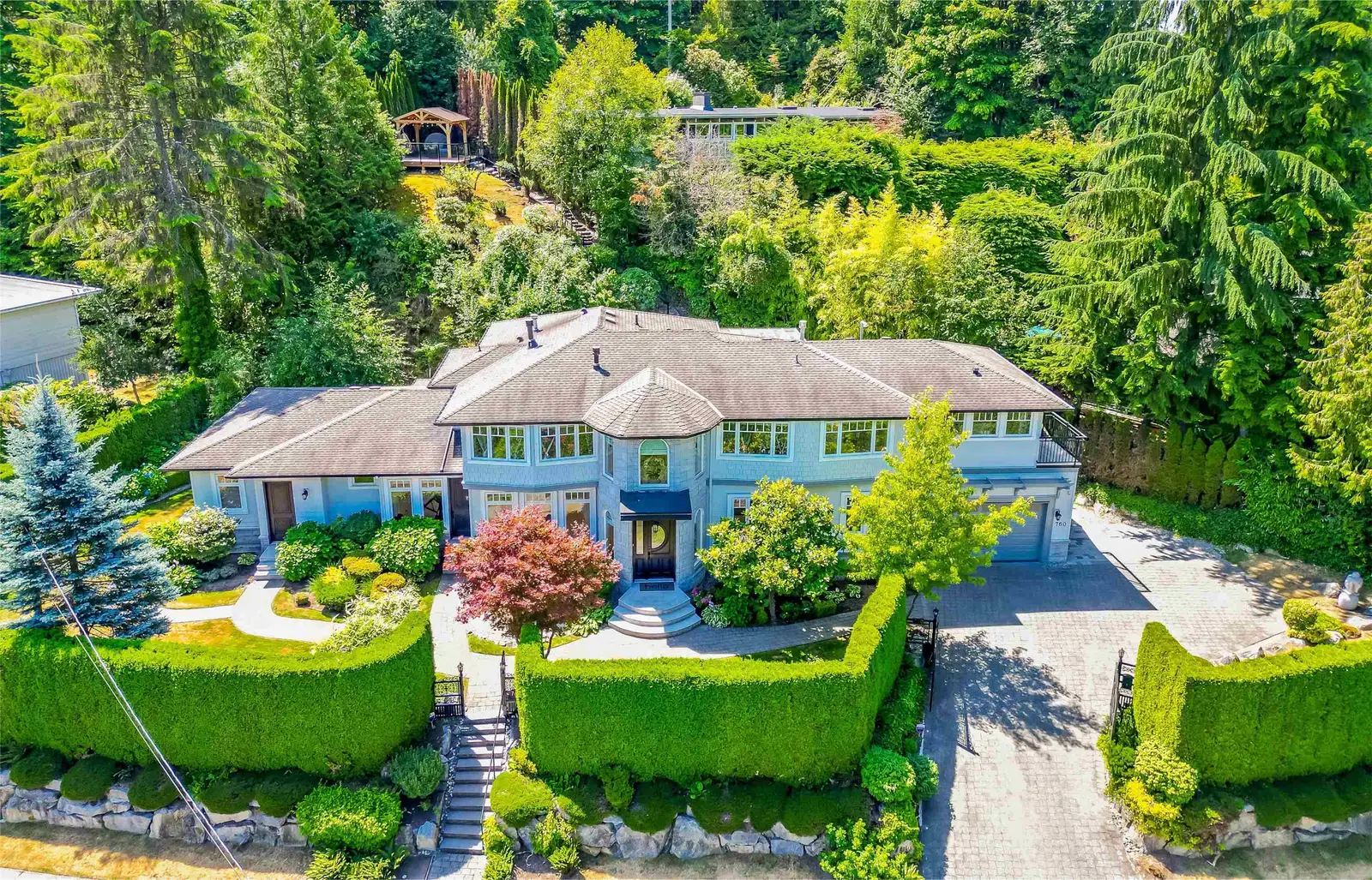 760 BURLEY DRIVE, West Vancouver BC V7T 1Z6