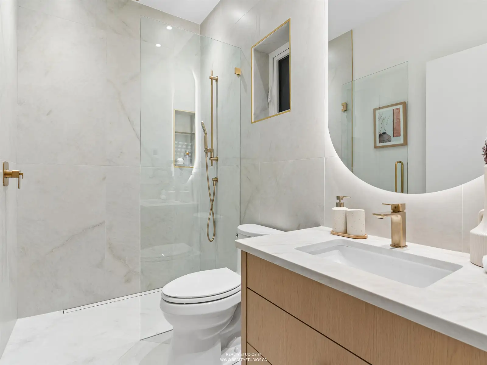 1 2541 E 2ND AVENUE, Vancouver BC V5M 1C7