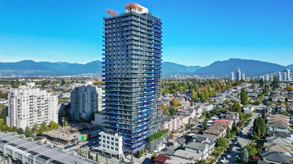 2504 5058 JOYCE STREET, Vancouver BC V5R 0J9