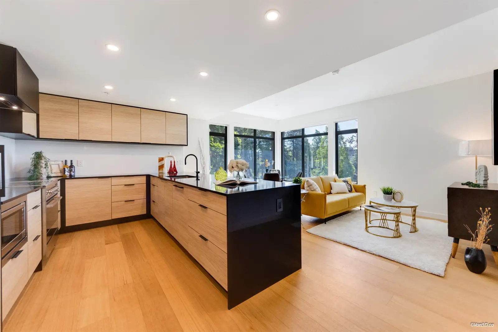 302 6485 MANITOBA STREET, Vancouver BC V5Y 0P7