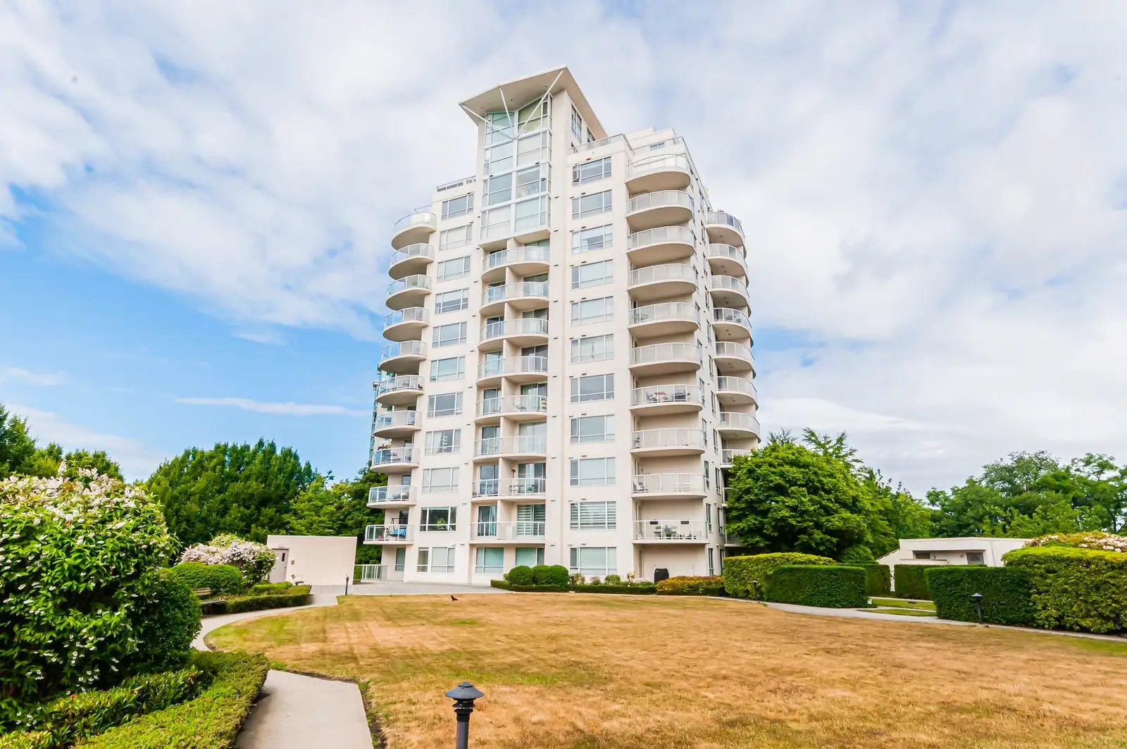 303 7680 GRANVILLE AVENUE, Richmond BC V6Y 4B9