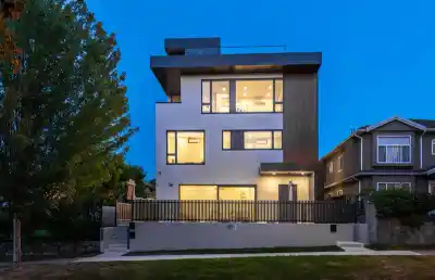 2 3428 MONS DRIVE, Vancouver BC V5M 3B6