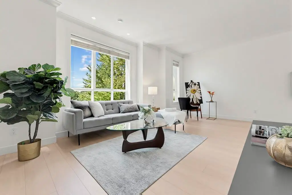 4 7140 RAILWAY AVENUE, Richmond BC V7C 3J8