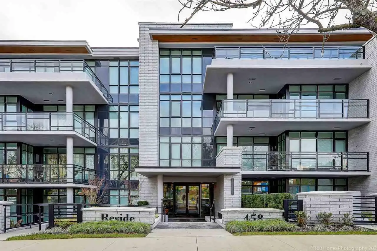 204 458 W 63RD AVENUE, Vancouver BC V5X 2J4