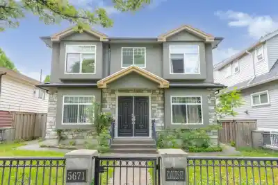 5671 EARLES STREET, Vancouver BC V5R 3S3