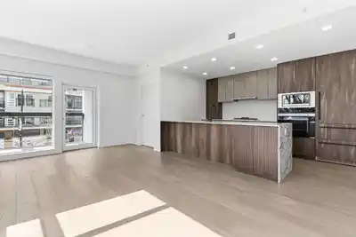 206 3590 W 39TH AVENUE, Vancouver BC V6N 3A5
