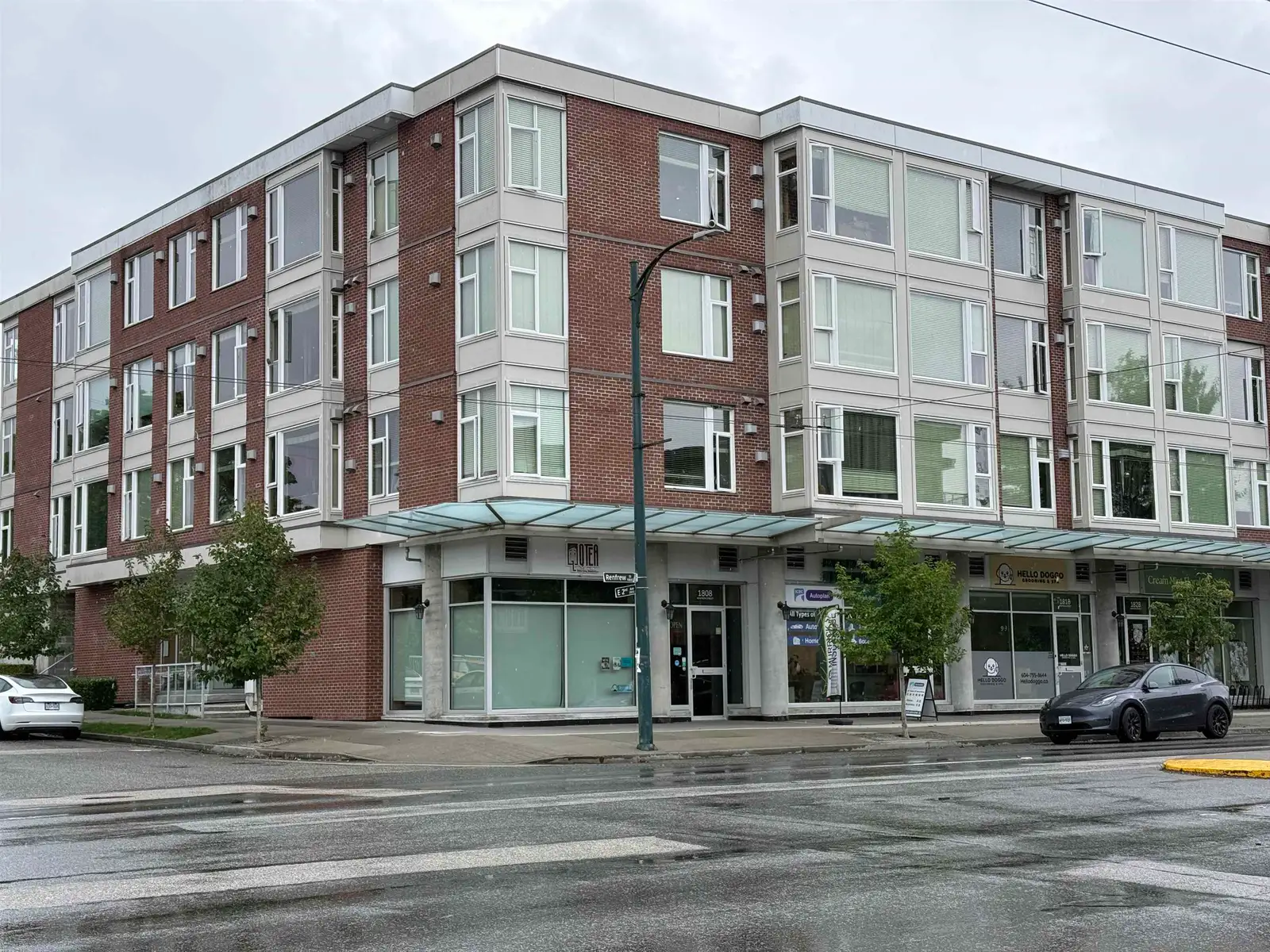 206 1838 RENFREW STREET, Vancouver BC V5M 3H9
