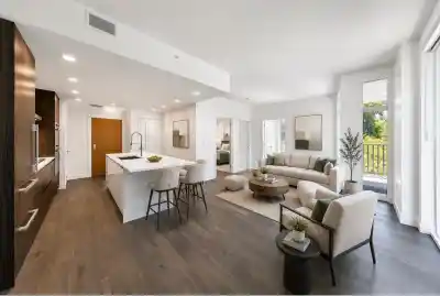 305 2888 ARBUTUS STREET, Vancouver BC V6J 0J1