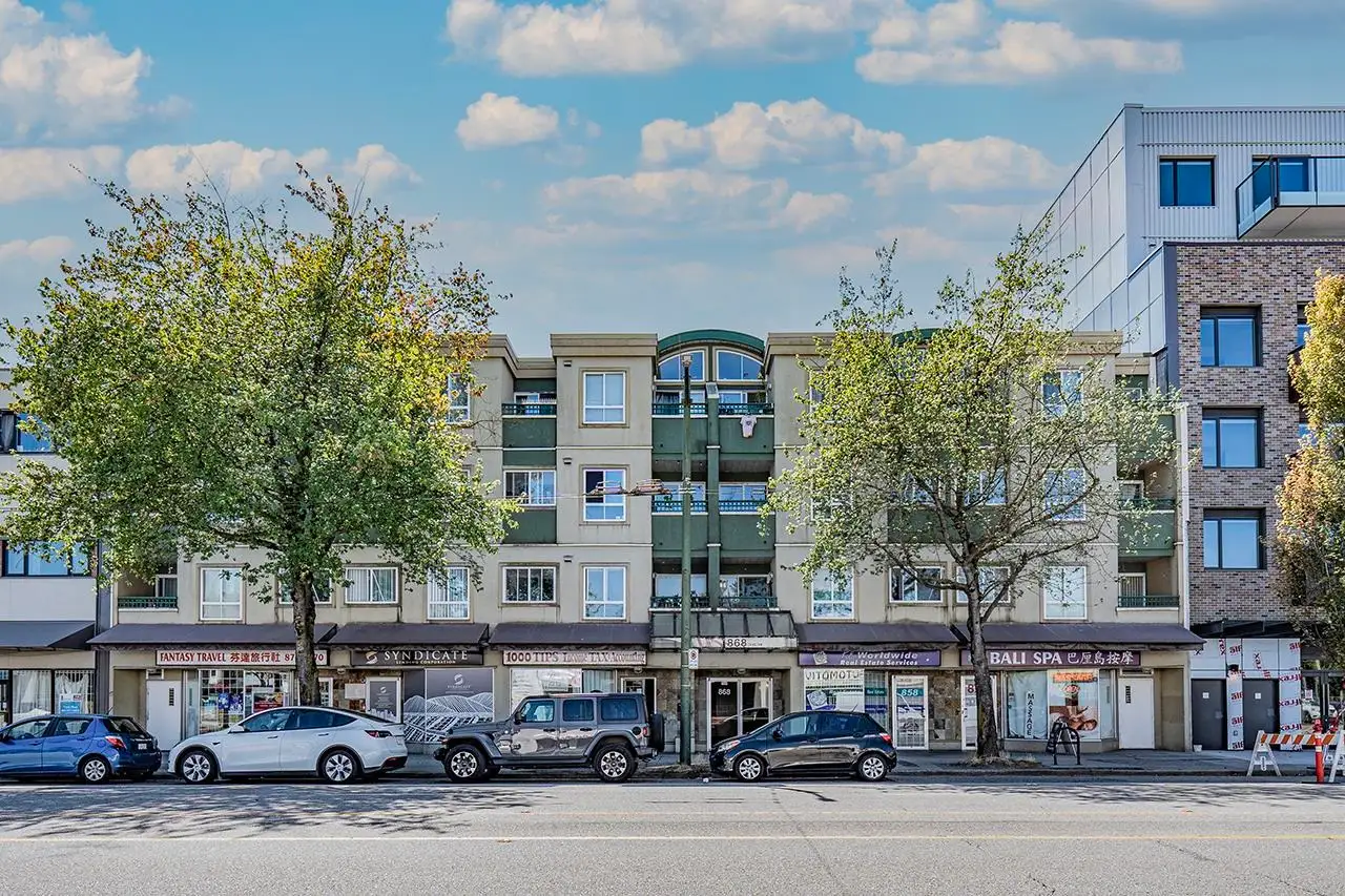 211 868 KINGSWAY, Vancouver BC V5V 3C3