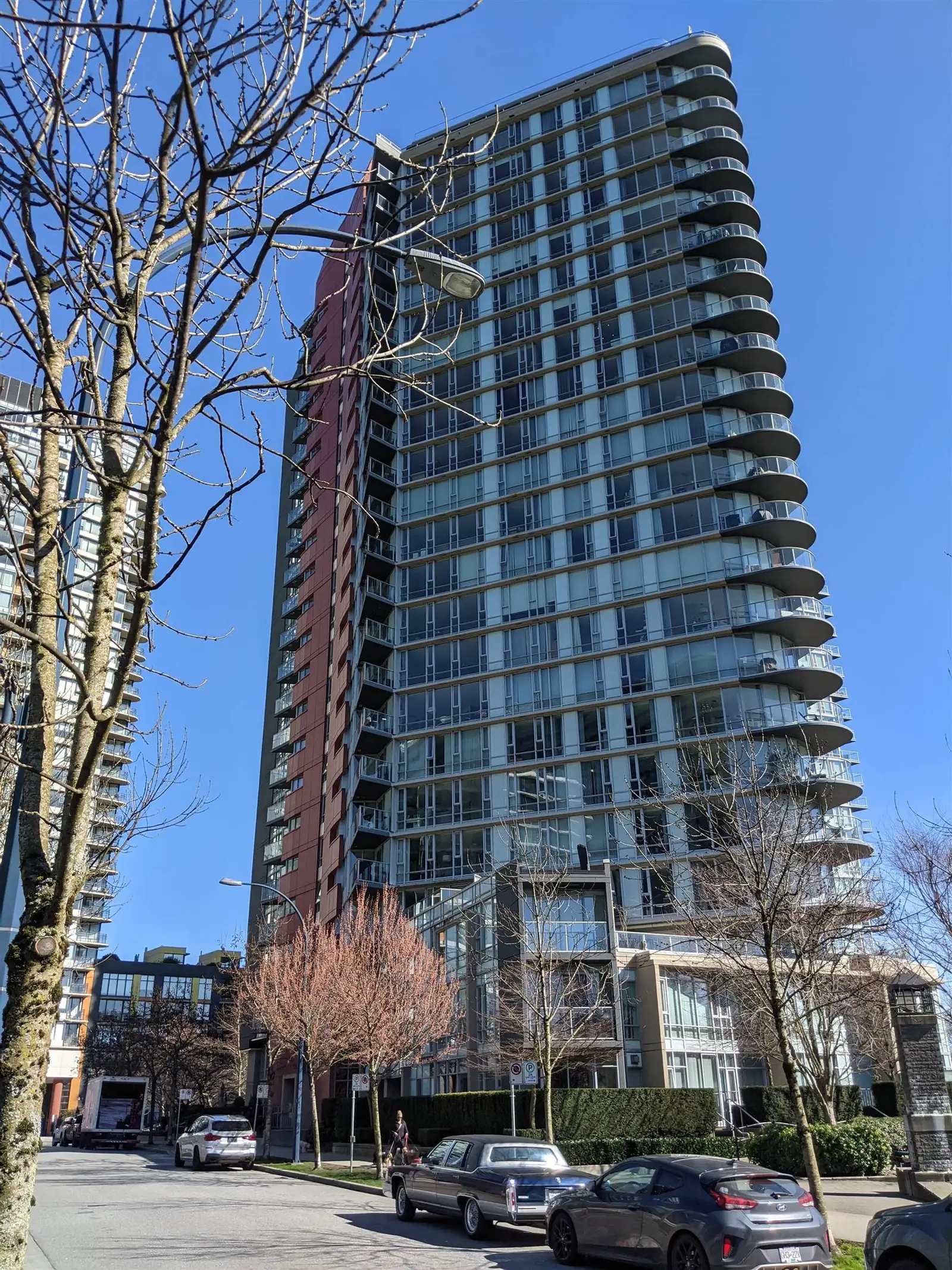 2305 918 COOPERAGE WAY, Vancouver BC V6B 0A7