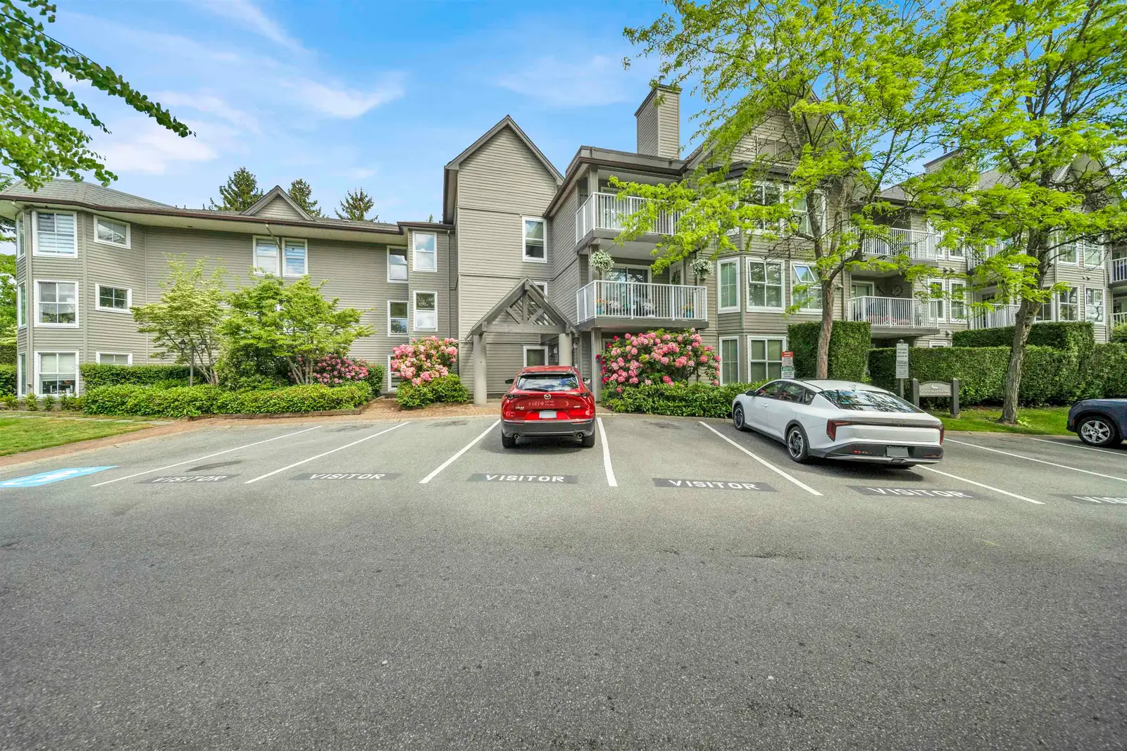 308 15160 108 AVENUE, Surrey BC V3R 0V2