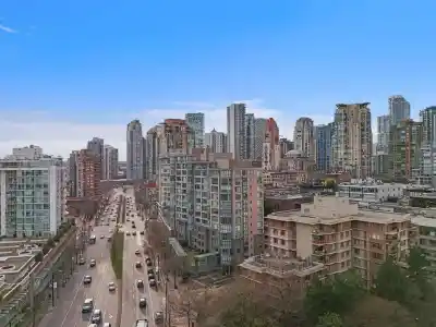 404 238 ALVIN NAROD MEWS, Vancouver BC V6B 5Z3