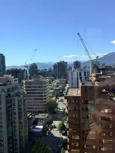 2501 1188 HOWE STREET, Vancouver BC V6Z 2S8