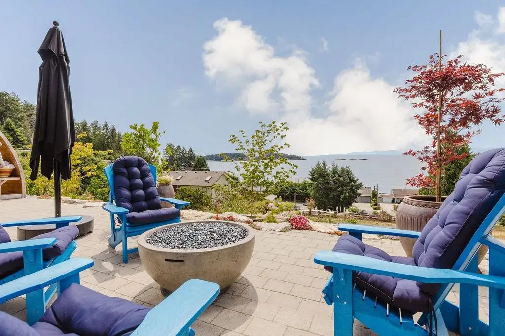 6889 ISLAND VIEW ROAD, Sechelt BC V7Z 0T2
