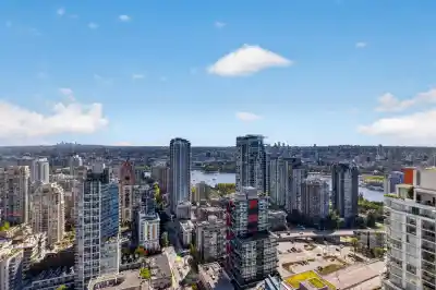 4006 1283 HOWE STREET, Vancouver BC V6Z 0E3