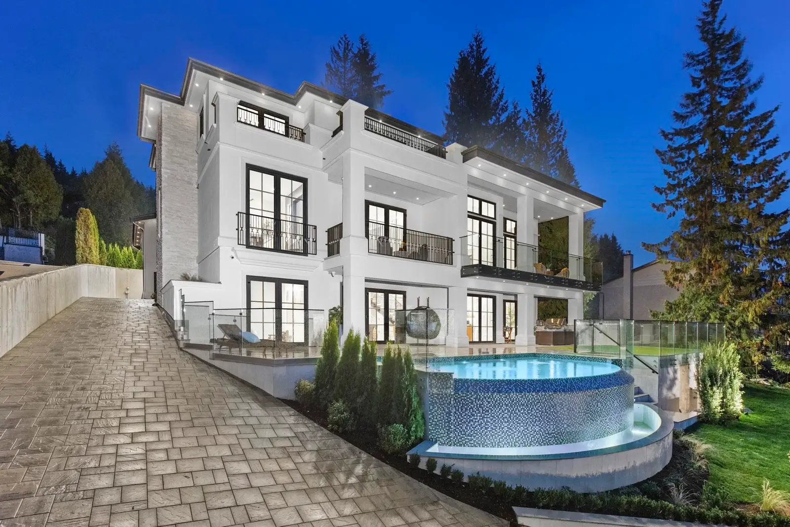 1419 BRAMWELL ROAD, West Vancouver BC V7S 2N8