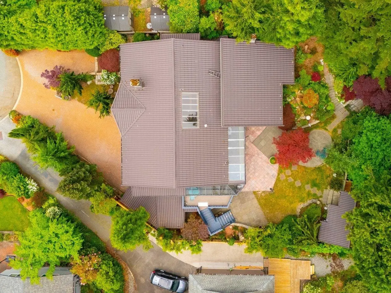 4786 ARMOUR COURT, North Vancouver BC V7K 2W6