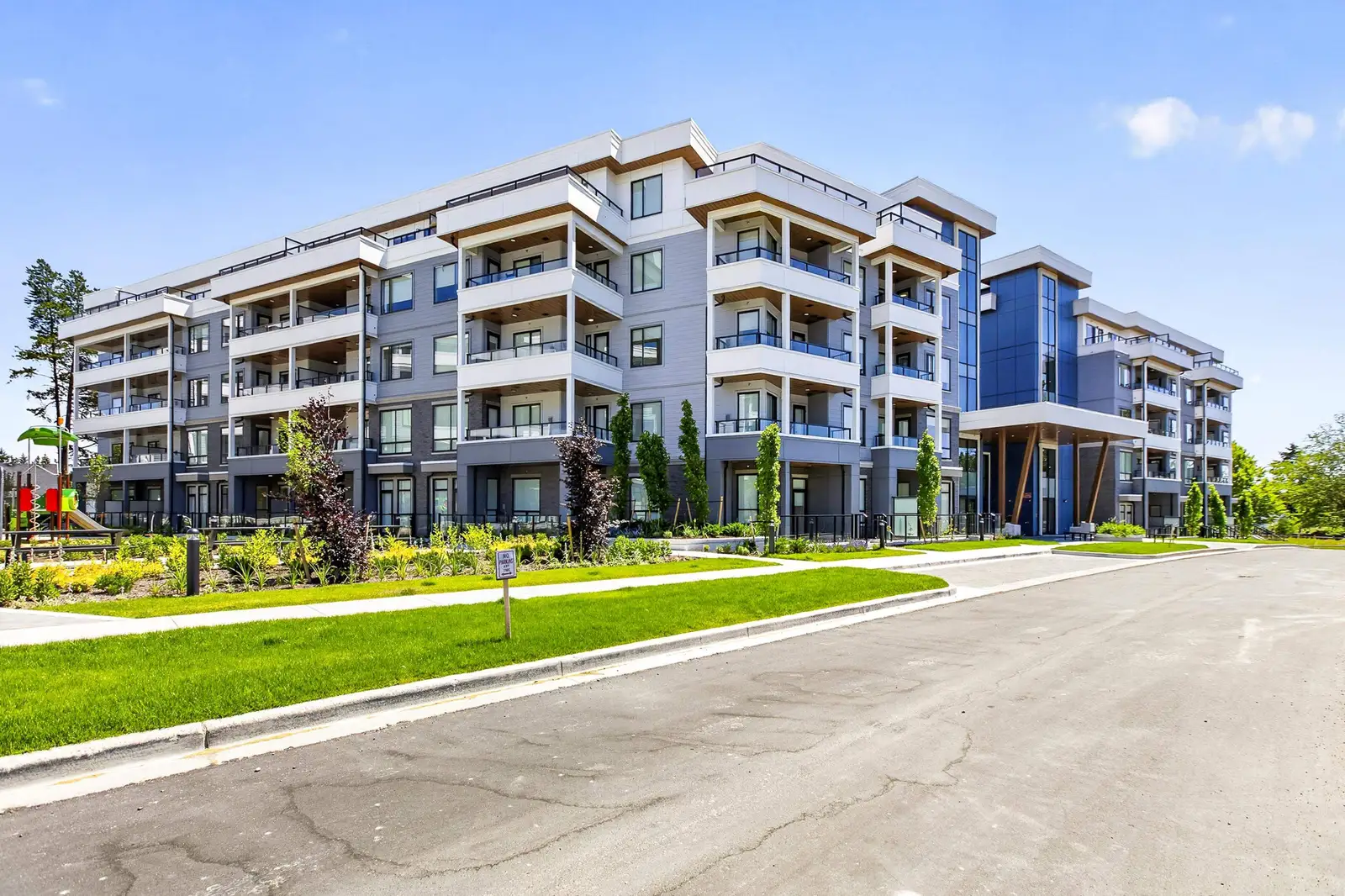 220 6220 GOOSEBERRY DRIVE, Surrey BC V3S 0C7