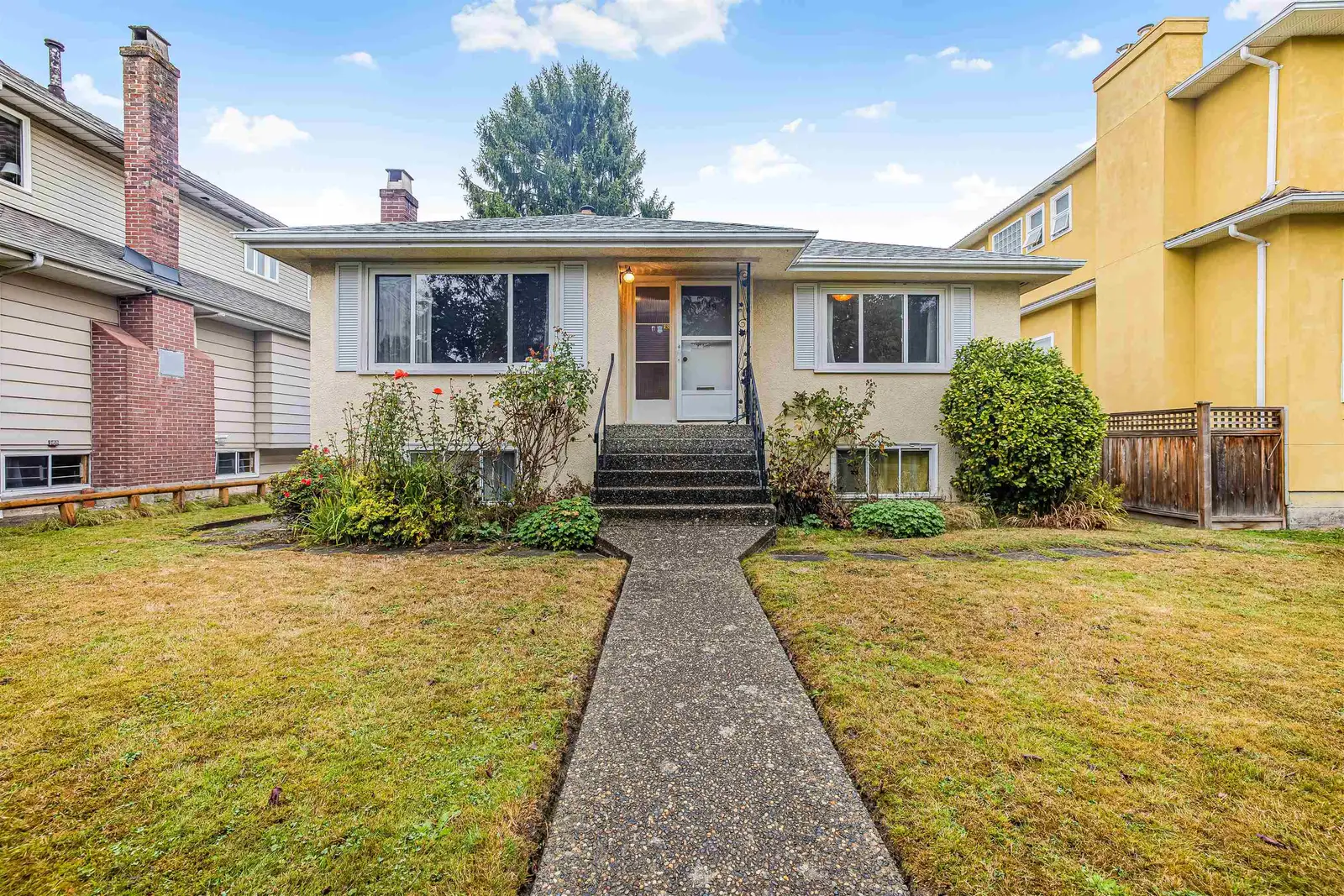 3039 W 20TH AVENUE, Vancouver BC V6L 1H7