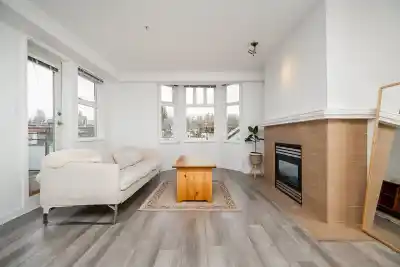 306 3580 W 41ST AVENUE, Vancouver BC V6N 3E6