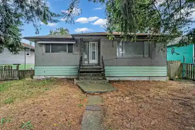 2975 E 41ST AVENUE, Vancouver BC V5R 2X7