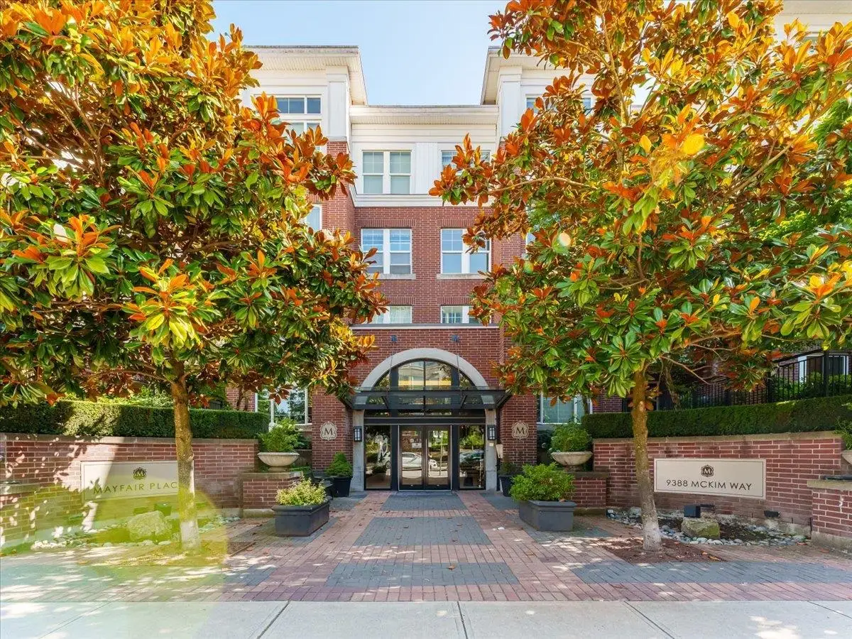 301 9388 MCKIM WAY, Richmond BC V6X 0J7