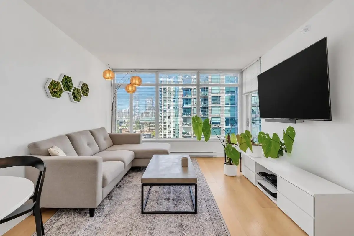 2102 888 HOMER STREET, Vancouver BC V6B 0H7