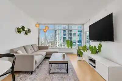 2102 888 HOMER STREET, Vancouver BC V6B 0H7